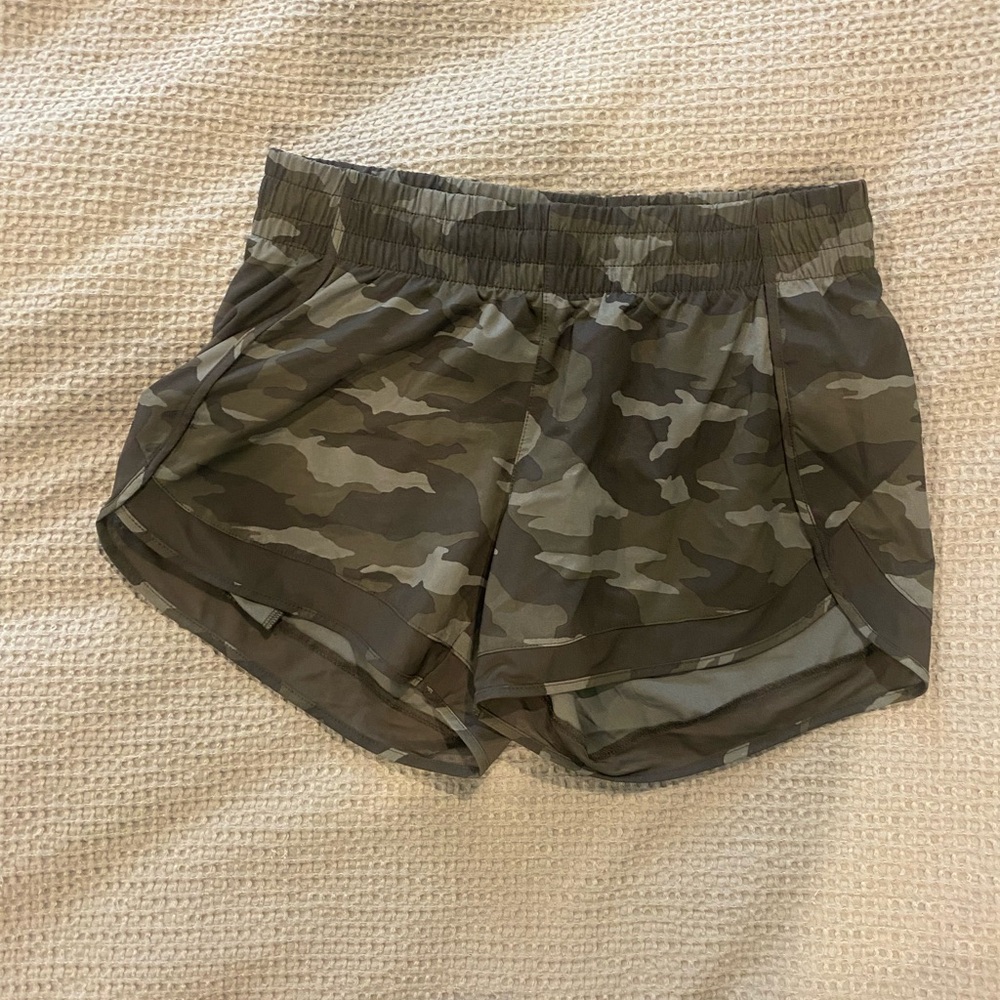 Athleta Camo Women's Shorts